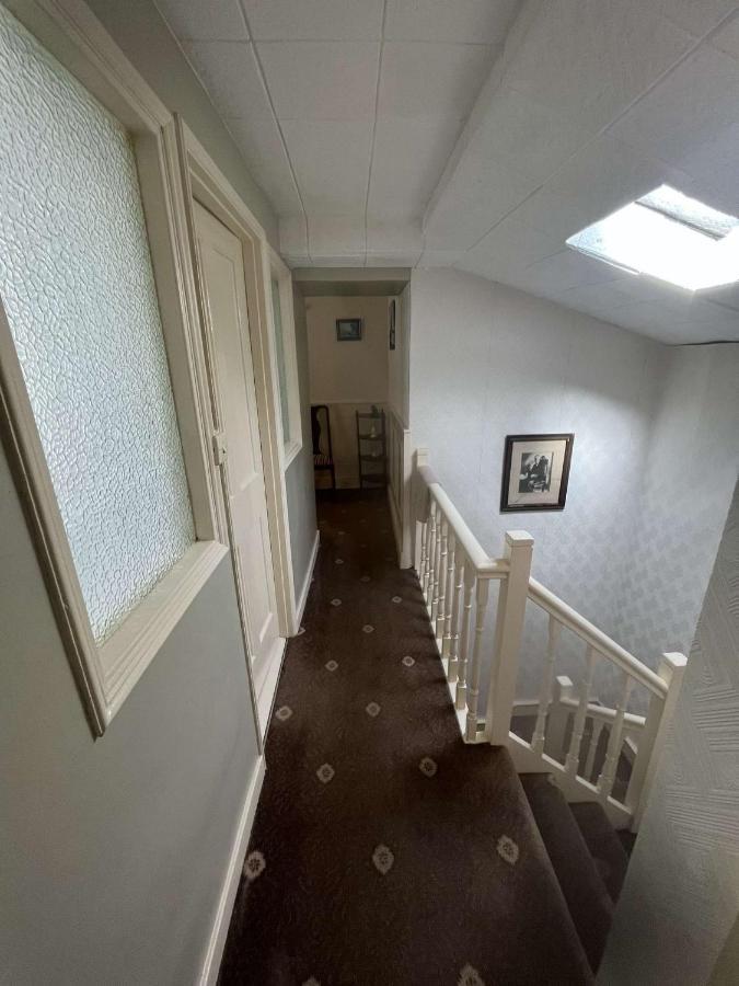 Geoghegans Magpie Bar And Bed & Breakfast Glin